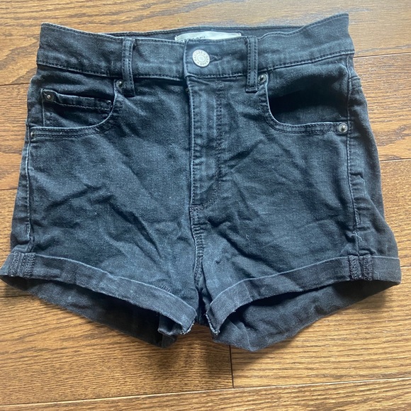 Black jean shorts - Picture 1 of 3